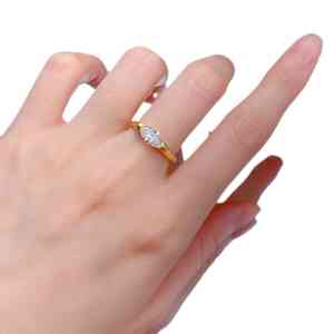 Oval-cut CZ Ring, 925 Sterling Silver Couple's Finger Rings with a Design of Rice-grain-shaped and Rhombus-shaped Cubic Zirconia